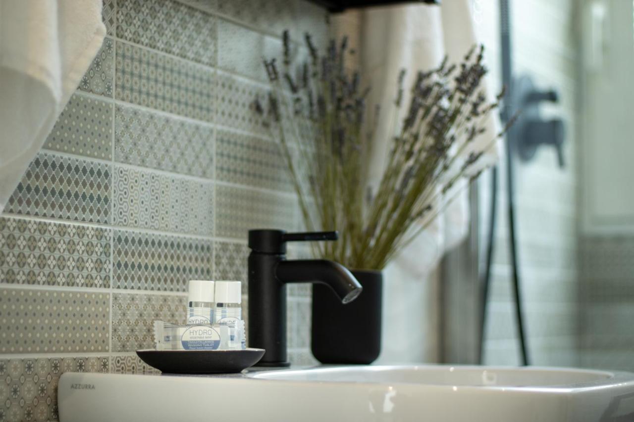 Navigli - Chic And Sophisticated Home In Milaan Buitenkant foto
